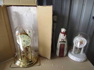 lot 305 image: Kunde gold clock with glass cover, White ceramic bird clock and 2 ceramic snowmen figurines