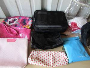 lot 319 image: Various Chanel make up bags