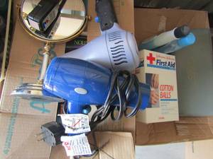 lot 321 image: Hair dryers x 3 ,make up mirror, assorted J&J first aid