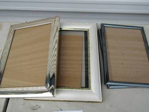 lot 337 image: Silver picture frame x 4    5X7
