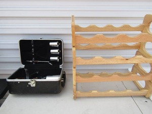 lot 341 image: Bar tools in case   4 stack tall wooden wine rock holder