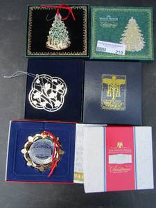 lot 210 image: White House Christmas ornaments 2008 & 2002  and  Charles Hasmer  ornaments from American art museum