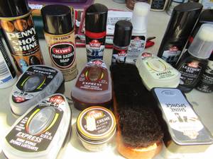 lot 413 image: Shoe lot- cleaner, polish sponges etc.