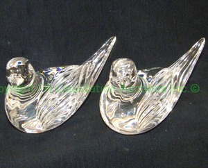 lot 41 image: Waterford crystal dove paper weights with original boxes