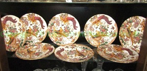 lot 62 image: Royal Crown Derby English bone china Olde Avesbury pattern plate set of 8
