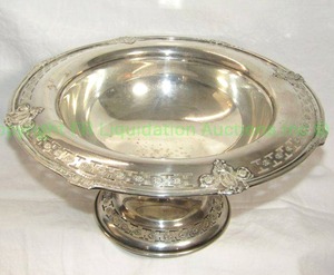 lot 66 image: Antique Reed & Barton 1889-1946 Sterling silver compote