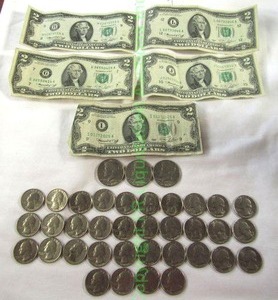 lot 491 image: 1776-1976 Bicentennial quarters, half dollars and two dollar bills