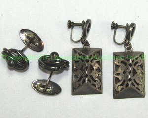 lot 800 image: Sterling Victorian folding disc cufflinks and Taxco sterling screw back earrings, both marked