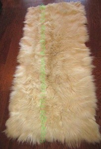 lot 249 image: Vintage Flokati Australian sheepskin wool rug with tanned reverse hide. Natural white, thick