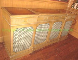 lot 387 image: Vintage mid-century sideboard buffet with leather inset and stenciled top, metal mesh cabinet door fronts, scratches, 72 x 19 x 33