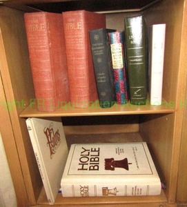 lot 391 image: Assorted Holy Bibles including Jerry Farwell King James version