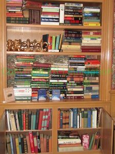 lot 380 image: Assorted books and book ends as shown, generous quantity