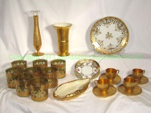 lot 743 image: Gold decorated serve ware includes Weeping Gold, Nippon, 22K gold decorated Bavaria demitasse cups plus