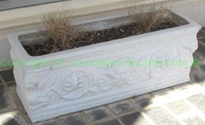 lot 773 image: Concrete exterior planters 8 total, see more pics