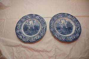 lot 185 image: Liberty Blue Plates Made in England