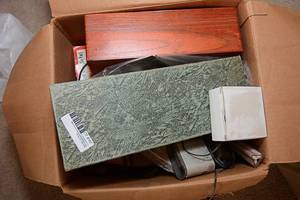 lot 167 image: Vin tage School Supplies