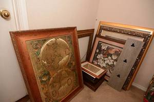 lot 175 image: Assorted Frames