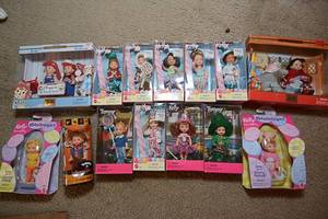 lot 88 image: Assorted Baby Barbies