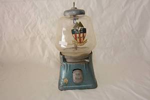 lot 3 image: Vintage Teal MFG Co. American Gumball & Candy, Gumball Machine WITH KEY