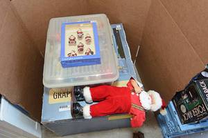 lot 188 image: Assorted Christmas Decor.
