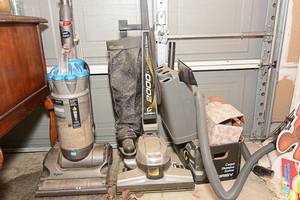 lot 18 image: Kirby 2000 Vacuum, Carpet Shampoo System Included, Dyson DC 17 Vacuum
