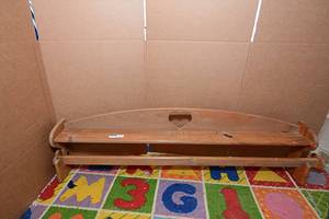 lot 61 image: Wooden Quilt Rack With Shelf