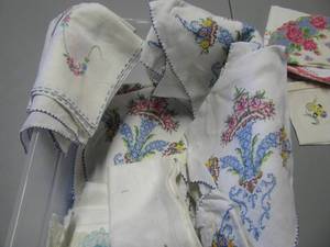 lot 30 image: Different Embroidered Linens