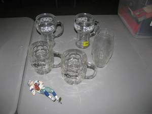 lot 77 image: Cheers and Pepsi-Cola mugs  Football souvenirs&nbsp