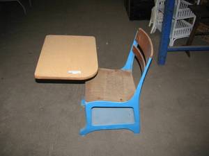lot 118 image: Retro student desk -blue