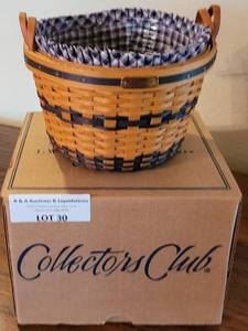 lot 30 image: LONGABERGER COLLECTORS CLUB J. W. COLLECTION MINIATURE 2002 EDITION CORN BASKET IN STYLE, COLOR, AND CONDITION SHOWN.