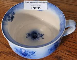 lot 35 image: VINTAGE ARTHUR WOOD ENGLAND CHILDS CHAMBER POT IN STYLE, COLOR, AND CONDITION SHOWN.