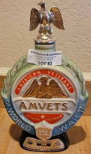 lot 82 image: VINTAGE 1970 JIM BEAM 25TH ANNIVERSARY AMERICAN VETERANS AMVETS EMPTY WHISKEY DECANTER AS SHOWN.