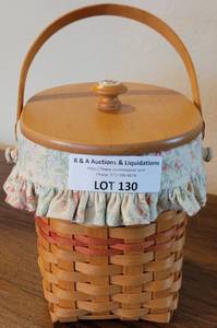 lot 130 image: LONGABERGER COLLECTORS CLUB 2001 EDITION TO MOM, WITH LOVE BASKET IN STYLE, COLOR, AND CONDITION SHOWN.