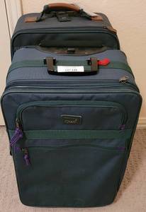 lot 139 image: 2 LUGGAGE SUITCASES IN STYLES, COLORS, AND CONDITION SHOWN. YOUR BID X 2