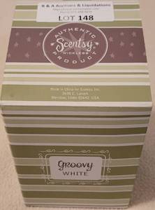 lot 148 image: SCENTSY WARMER IN BOX AS SHOWN.
