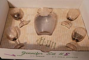 lot 172 image: VINTAGE MOSSER GLASS PINK JENNIFER SET #8 IN ORIGINAL BOX AS SHOWN.