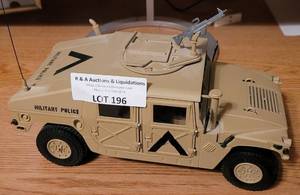 lot 196 image: MILITARY POLICE MODEL HUMVEE AS SHOWN.