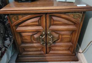 lot 218 image: VINTAGE WOOD END TABLE  NIGHTSTAND IN STYLE, COLOR, AND CONDITION SHOWN.