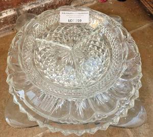 lot 259 image: GLASS PLATTERS  SERVEWARE AS SHOWN.