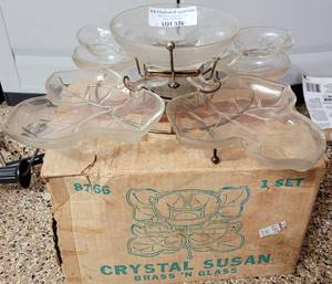 lot 326 image: VINTAGE CRYSTAL SUSAN BRASS N GLASS 8766 IN ORIGINAL BOX AS SHOWN.