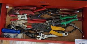 lot 334 image: ASSORTED TOOLS AS SHOWN.