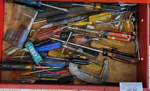 lot 337 image: ASSORTED TOOLS AS SHOWN.
