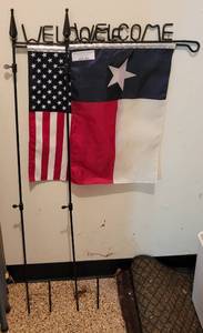 lot 357 image: WELCOME YARD DECOR WITH U.S. AND TEXAS FLAGS AS SHOWN.