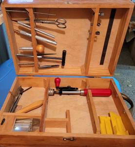 lot 361 image: XACTO CUTTING SET WITH STORAGECARRYING CASE AS SHOWN.