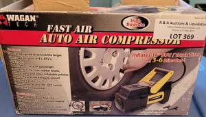 lot 369 image: WAGAN TECH AUTO AIR COMPRESSOR WITH BOX AS SHOWN.