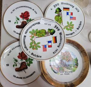 lot 379 image: LOT OF 5 DECORATIVE COLLECTIBLE PLATES AS SHOWN.
