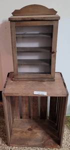lot 404 image: VINTAGE WOOD CRATE AND SMALL DISPLAY SHELF AS SHOWN.