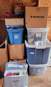 lot 442 image: LARGE LOT OF CHRISTMAS DECORATIONS AS SHOWN. VERY GENEROUS LOT -- SEE PICTURES