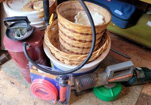 lot 448 image: PLANTER, BASKETS, SPRAYER, BUG KILLER AND MORE AS SHOWN.