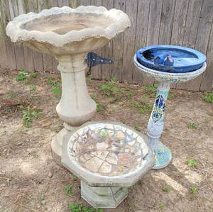 lot 449 image: LOT OF 3 BIRD BATHS IN STYLES, COLORS, CONDITION SHOWN. YOUR BID X 3